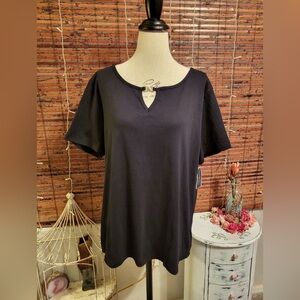 Karen Scott top. New.